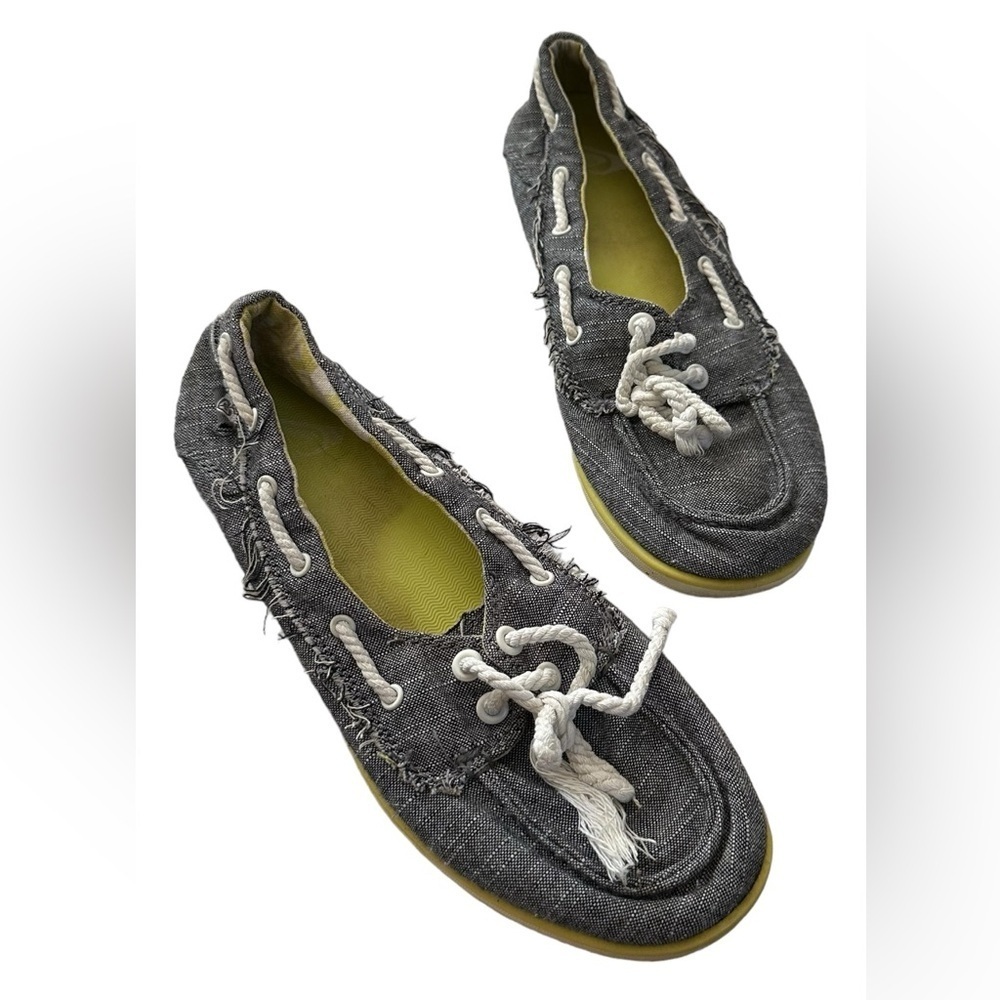 Roxy Boat Shoes 7 - Picture 2 of 7